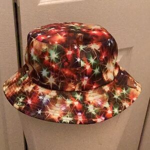 ⭐️ NWT NWT Fun Unisex Bucket Hat Reversible Makes Perfect Gift ⭐️